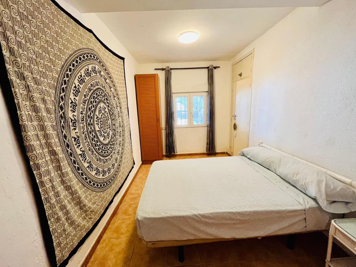 Estudio Adosado Acogedor Con Jardin, Barbacoa Y Parking Privado Alicante Dış mekan fotoğraf