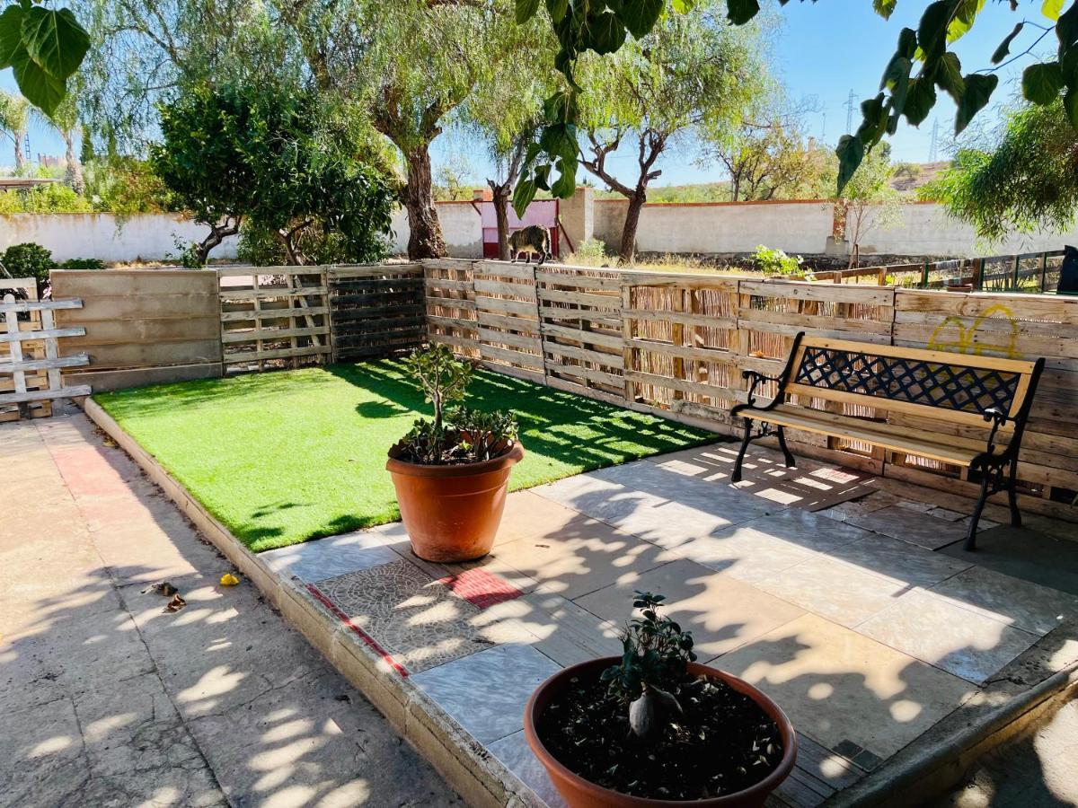 Estudio Adosado Acogedor Con Jardin, Barbacoa Y Parking Privado Alicante Dış mekan fotoğraf