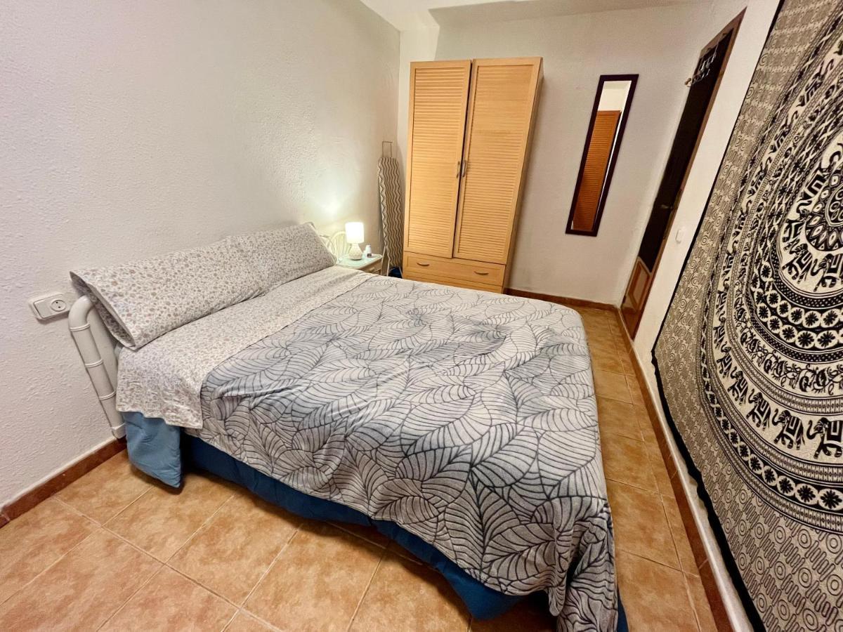 Estudio Adosado Acogedor Con Jardin, Barbacoa Y Parking Privado Alicante Dış mekan fotoğraf